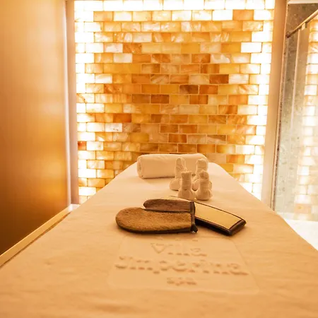 维拉因浦日纳酒店 3*