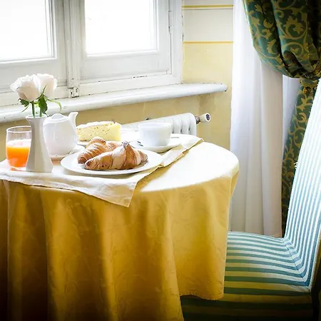 Imperina ホテル 3*