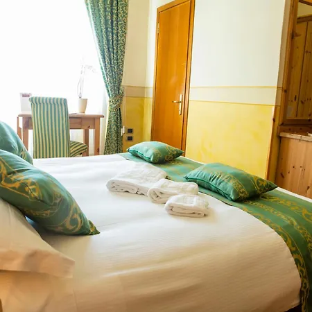Imperina Hotell 3*